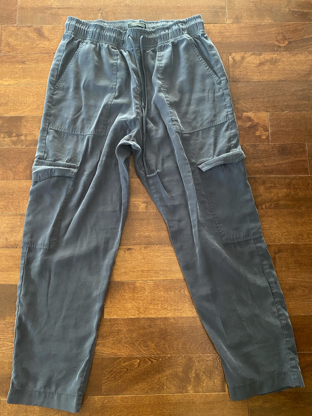 Dynamite Soft Utility Cargo Pants in Charcoal Grey – Size Large